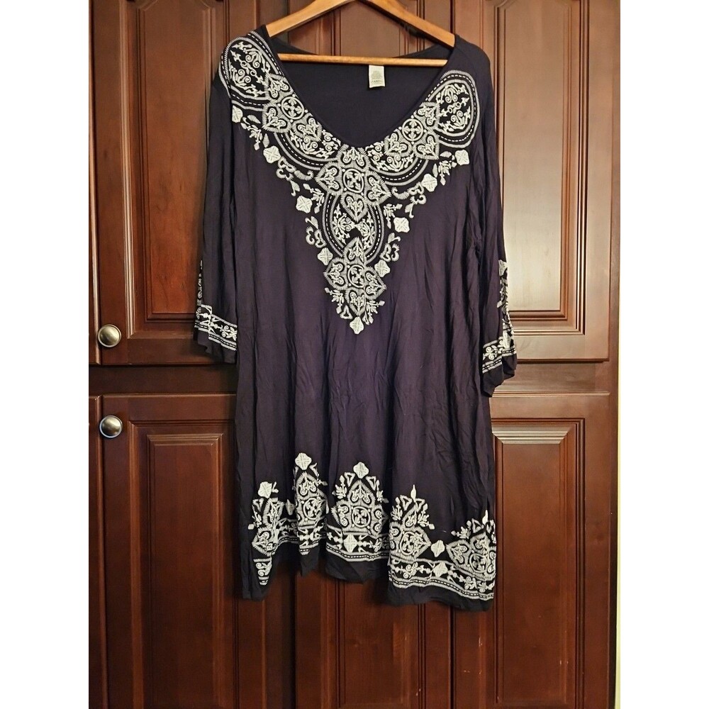 Heimish Usa Foux Embroidered Dress Women's XL Knit V-Neck 3/4 Sleeve